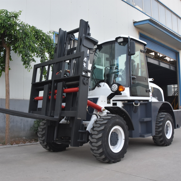 LT30F 3TON Rough Terrain Forklift